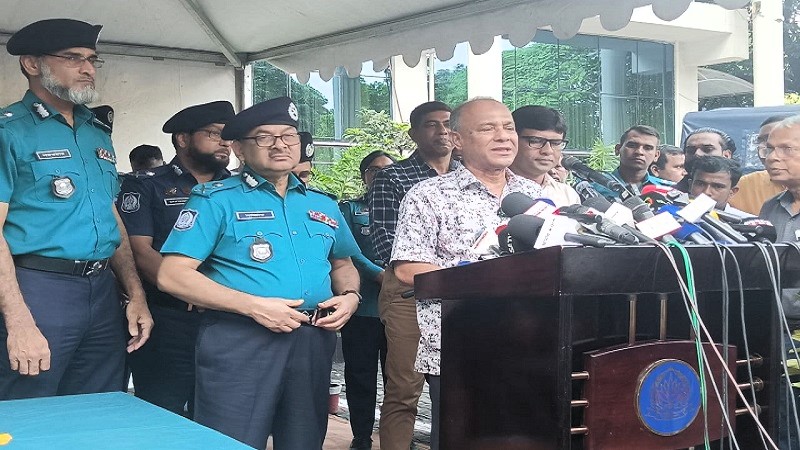 আওয়ামী লীগের ঝটিকা মিছিল ও অপরাধ কমছে: স্বরাষ্ট্র উপদেষ্টা